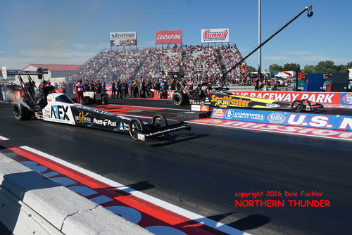 Clay Millican (near lane) vs Shawn Langdon (far lane)